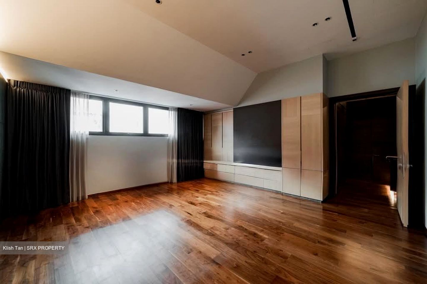 Frankel Estate (D15), Detached #592621201